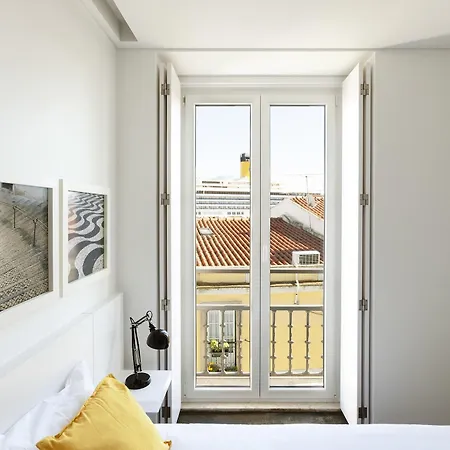 Appartement Hello Santa Apolonia *