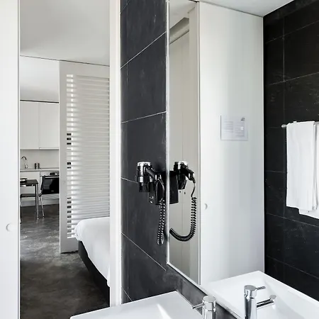 Hello Santa Apolonia